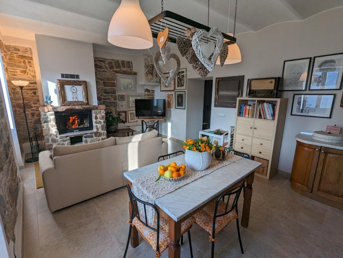 Apartamento Le Due Macine Ventimiglia Exterior foto